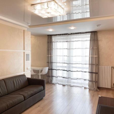 2-Bedroom Apartment Most City Area, Ekaterynoslav Square Dnipro Esterno foto