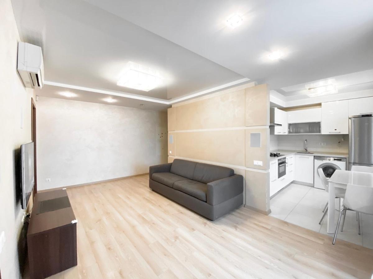 2-Bedroom Apartment Most City Area, Ekaterynoslav Square Dnipro Esterno foto