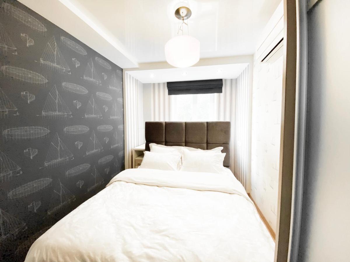 2-Bedroom Apartment Most City Area, Ekaterynoslav Square Dnipro Esterno foto