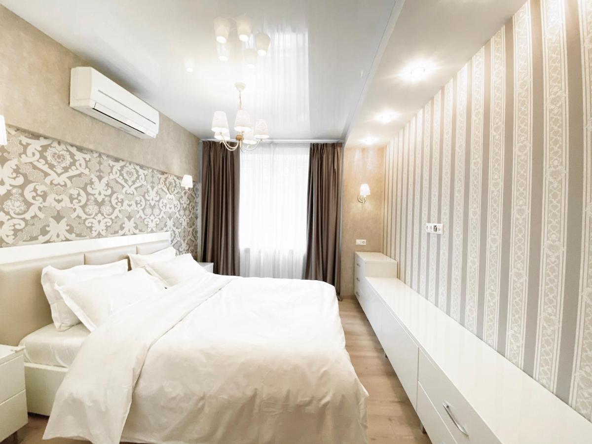 2-Bedroom Apartment Most City Area, Ekaterynoslav Square Dnipro Esterno foto