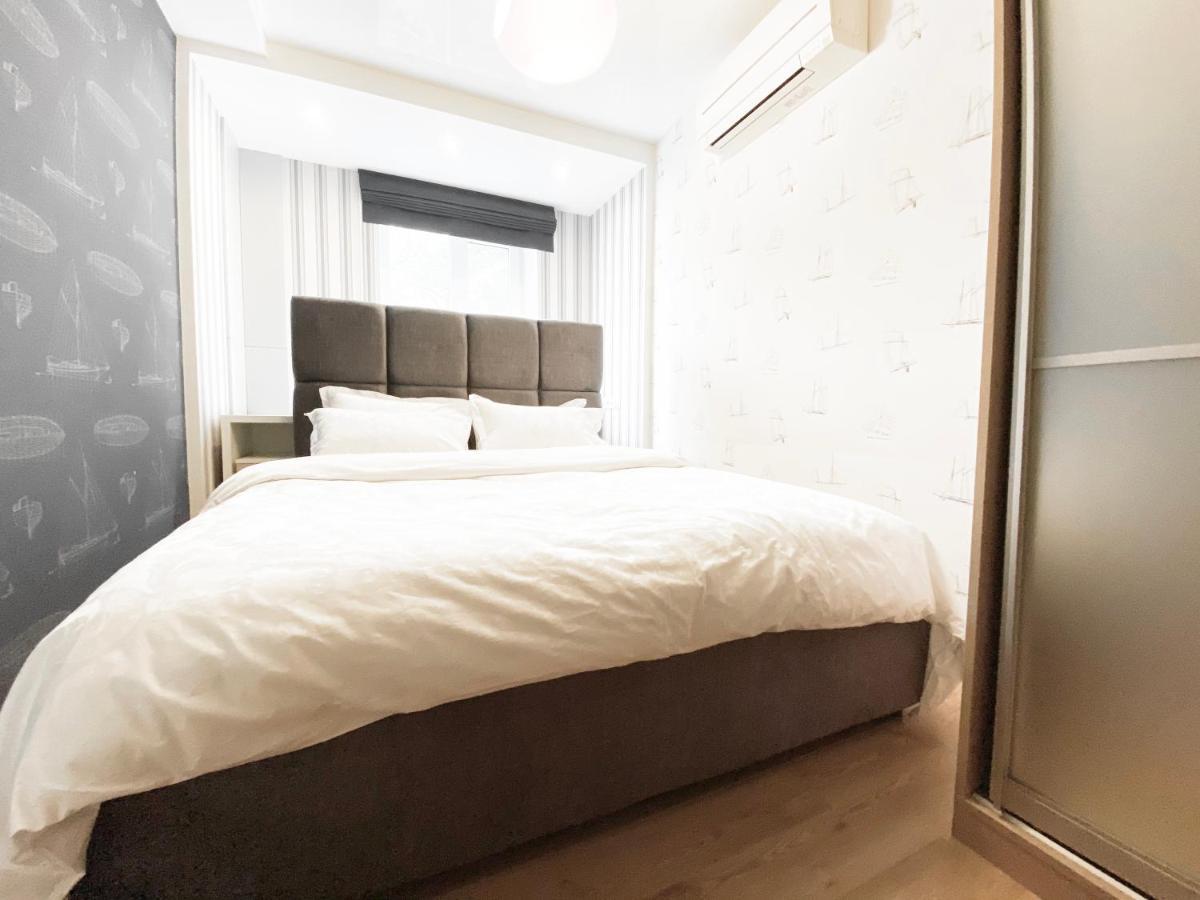 2-Bedroom Apartment Most City Area, Ekaterynoslav Square Dnipro Esterno foto